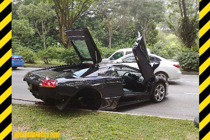 Supercar Crash Unfall Lamborghini