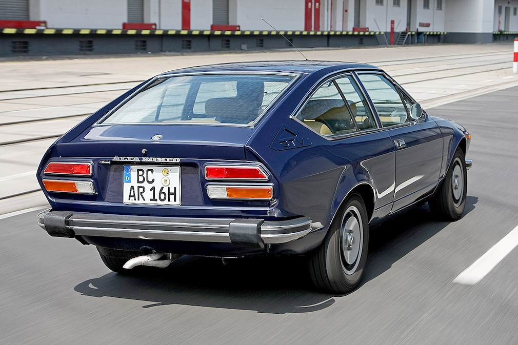 Alfa Romeo Alfetta GTV 2000