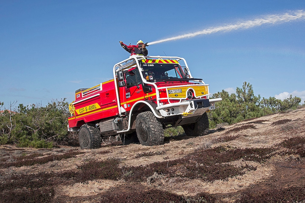 Mercedes Unimog U Feuerwehr