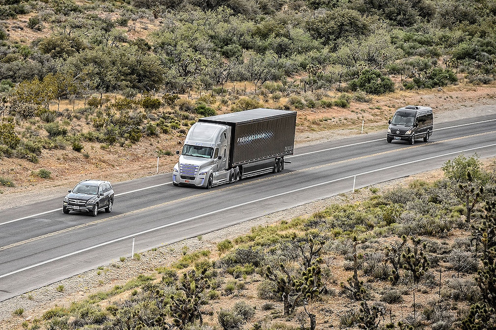 Mercedes Freightliner Inspiration Truck
