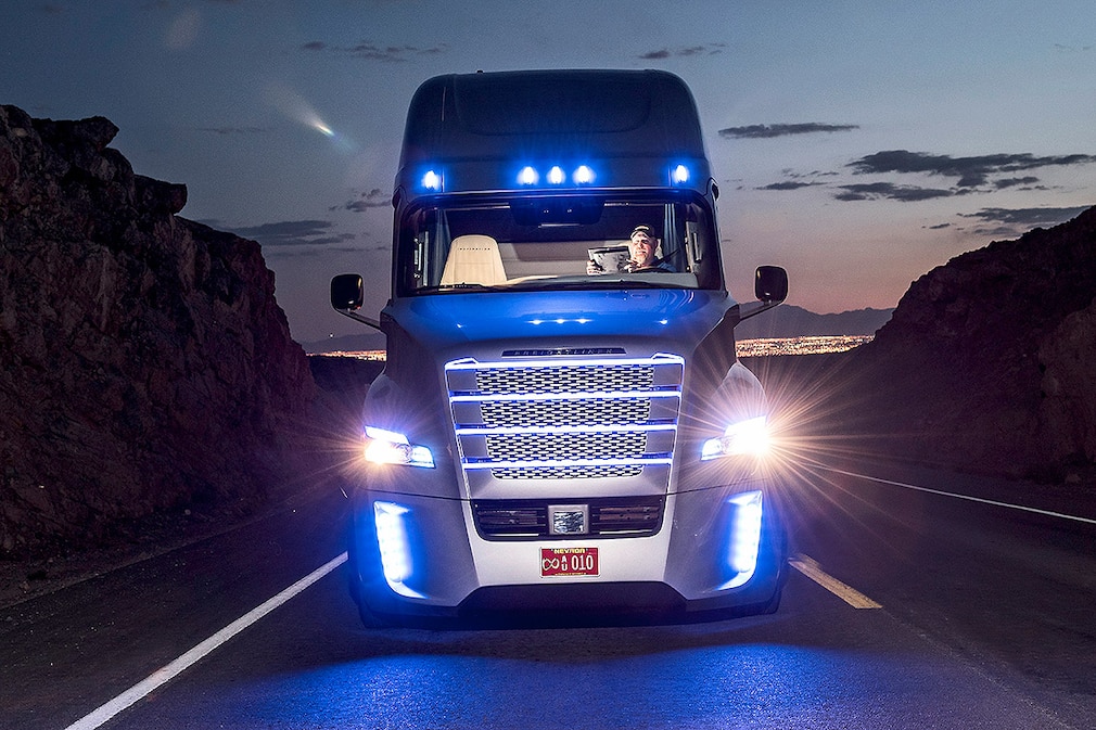 Mercedes Freightliner Inspiration Truck