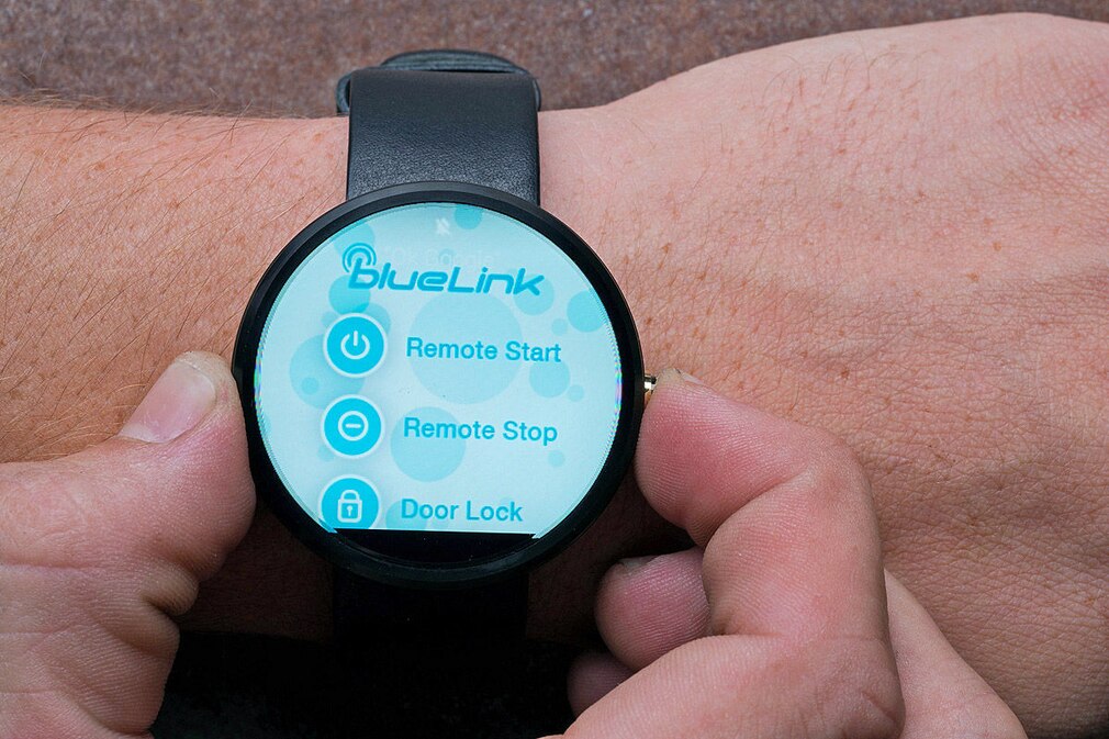  Hyundai Blue Link Smart Watch