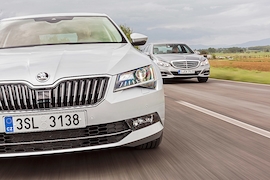Mercedes E-Klasse Skoda Superb