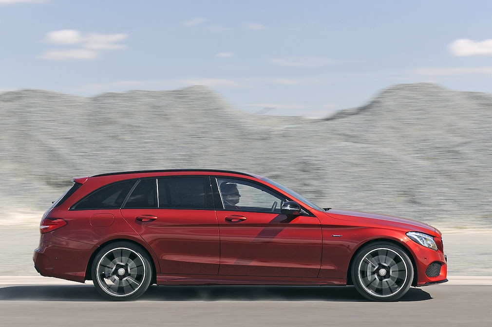 Mercedes C 450 AMG T 4Matic