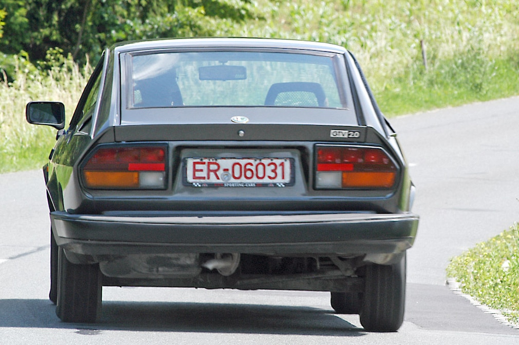 Alfa Romeo GTV 2.0 Alfa Romeo GTV 2.0