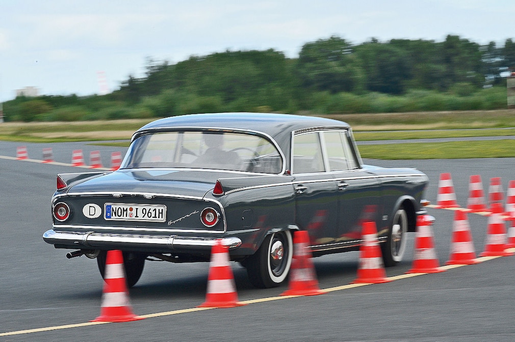 Borgward P100 Borgward P100