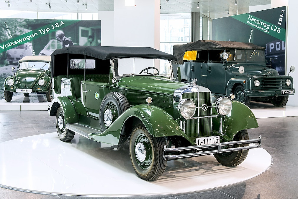 Horch 400 Polizei Mannschaftswagen