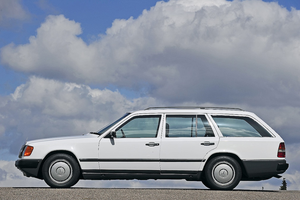 Mercedes W 124   300 TD