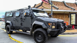 Gepanzerter Truck Pit Bull XL