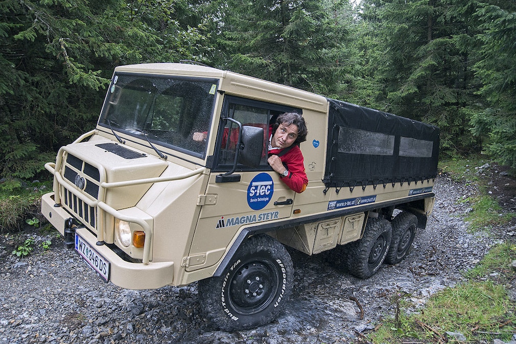 Pinzgauer 6x6