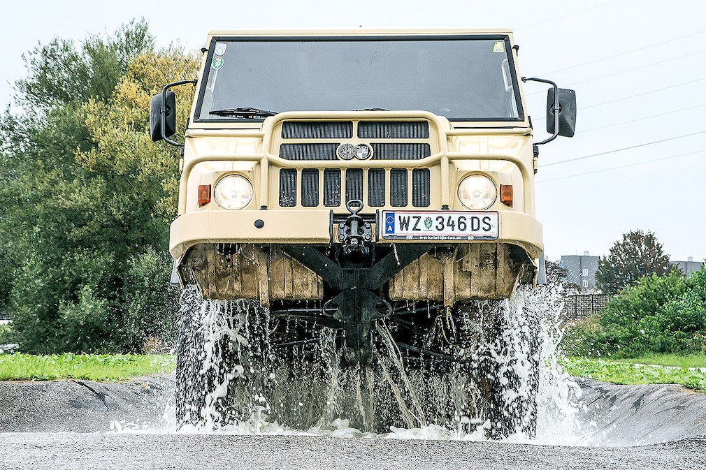Pinzgauer 6x6