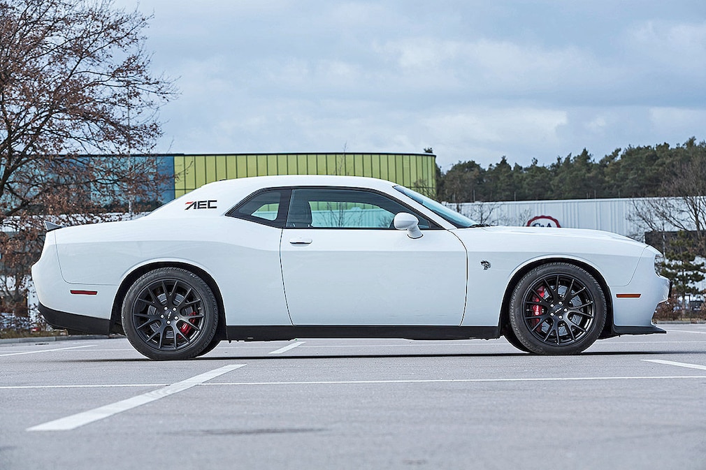 Dodge Challenger SRT Hellcat