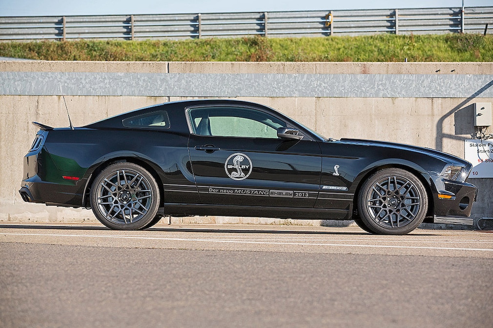 Ford Mustang Shelby GT 500