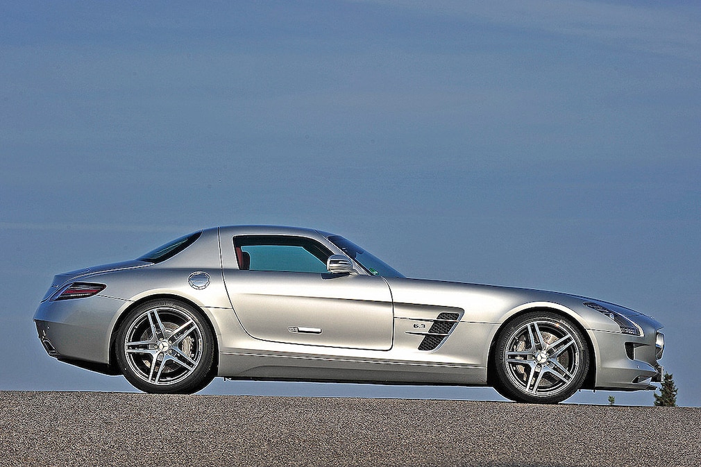Mercedes SLS AMG