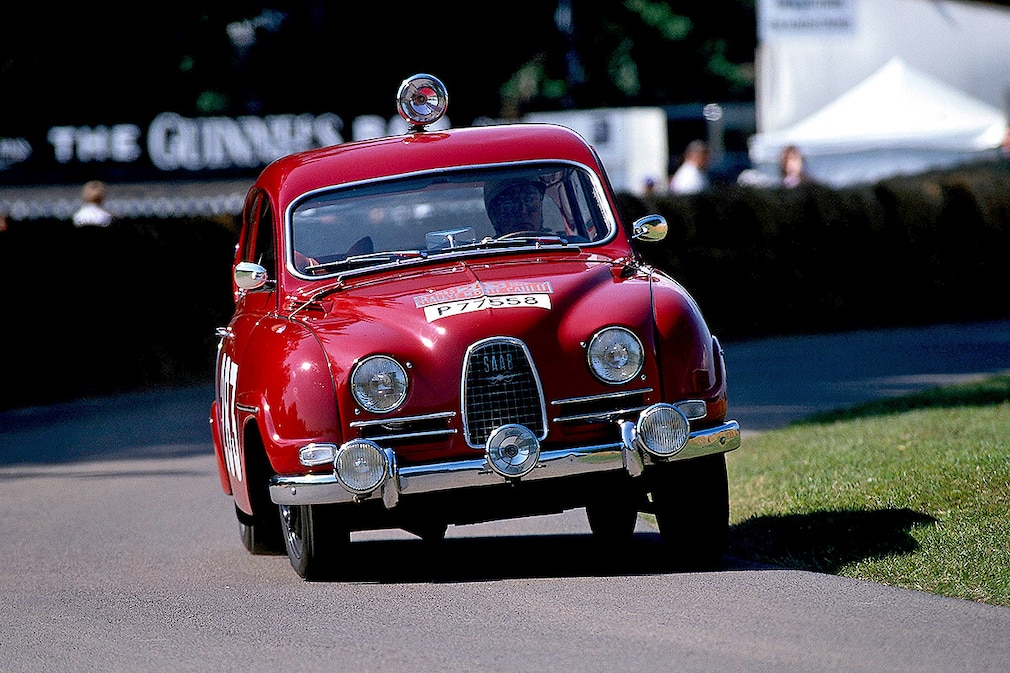 Erik Carlsson Saab 96 - "Sieger Rallye Monte Carlo 1963" Goodwood Festival of Speed 2002
