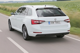 Skoda Superb Combi (IAA 2015): Sitzprobe