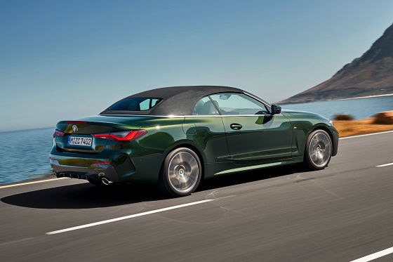 Neues BMW 4er Cabrio mit Stoffverdeck und XXL-Niere
