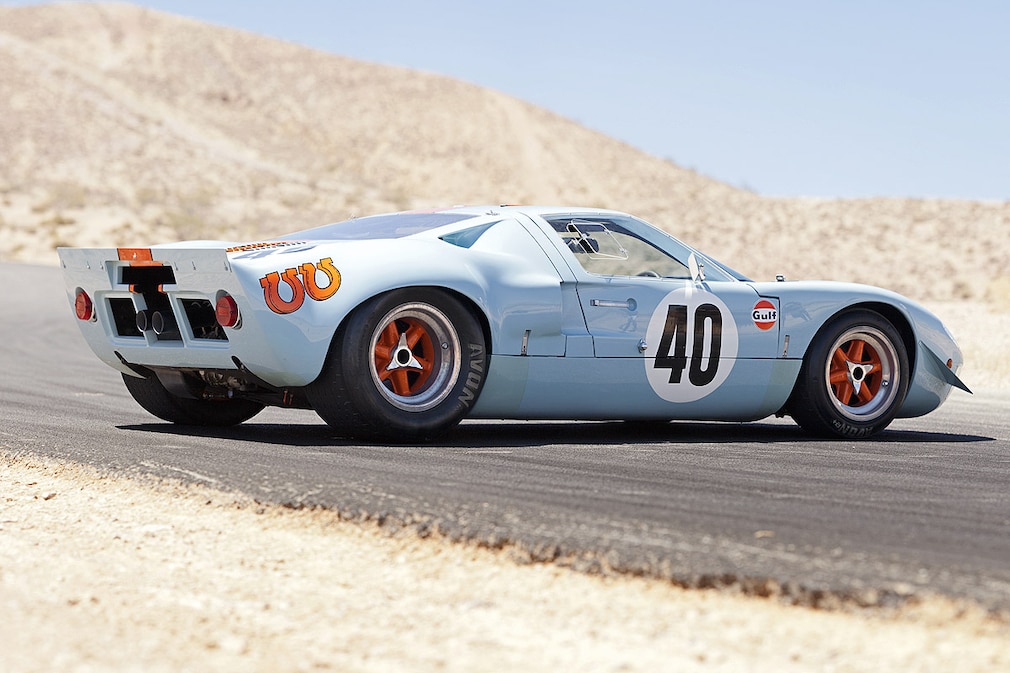1968 Ford GT40 Gulf/Mirage Lightweight Racing Car