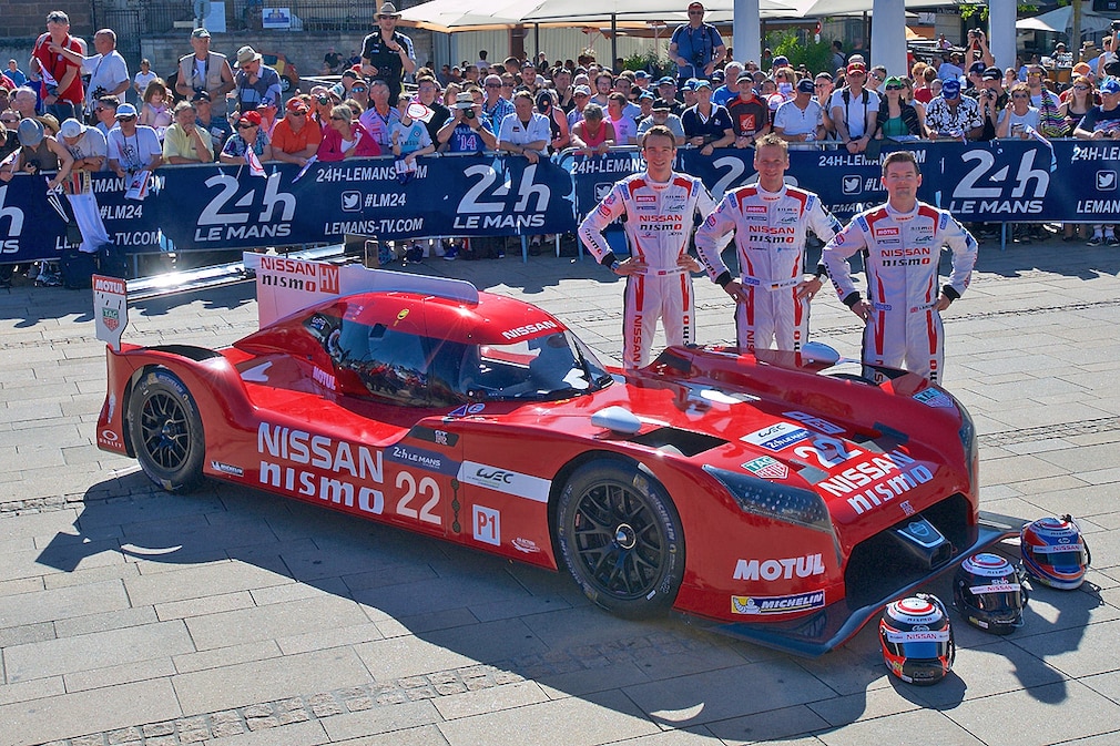 Nissan GT-R LM NISMO LE MANS RENNWAGEN