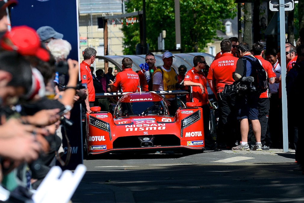 Nissan GT-R LM NISMO LE MANS RENNWAGEN