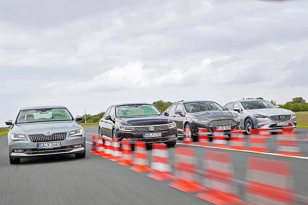 Vier Mittelklasse-Limousinen im Test