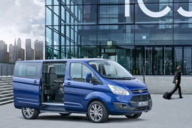 Ford Tourneo Custom "Business Edition"