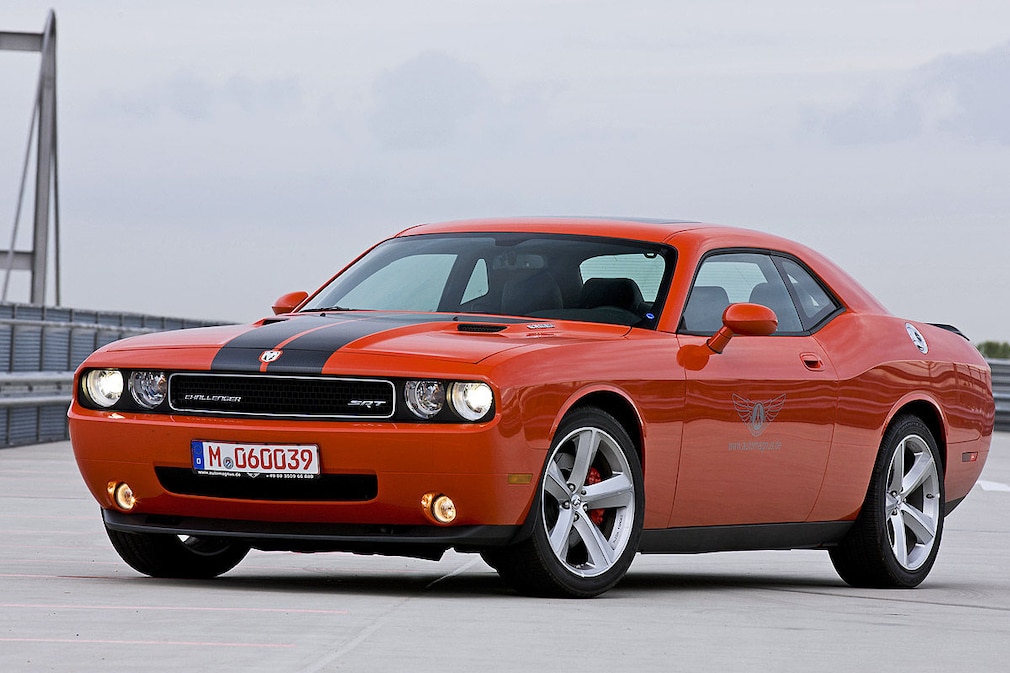 Dodge Challenger SRT8