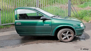 Halber Opel Corsa bei Ebay