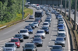Stau auf der Autobahn A7
