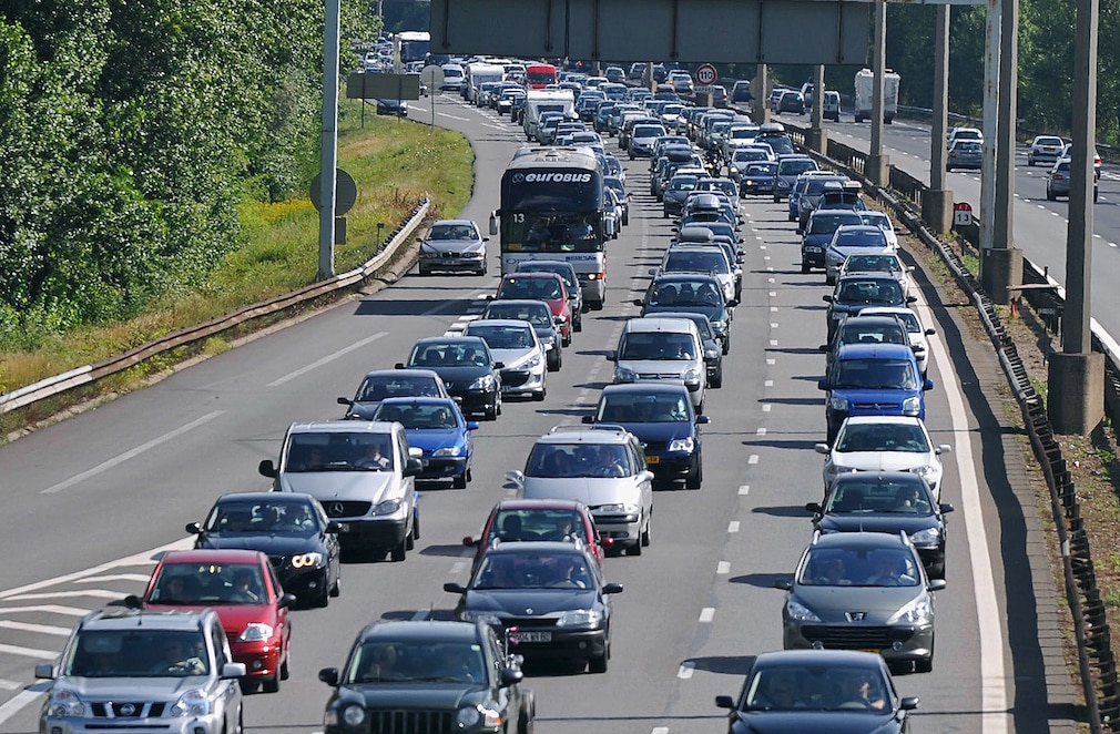 Stau auf der Autobahn A7