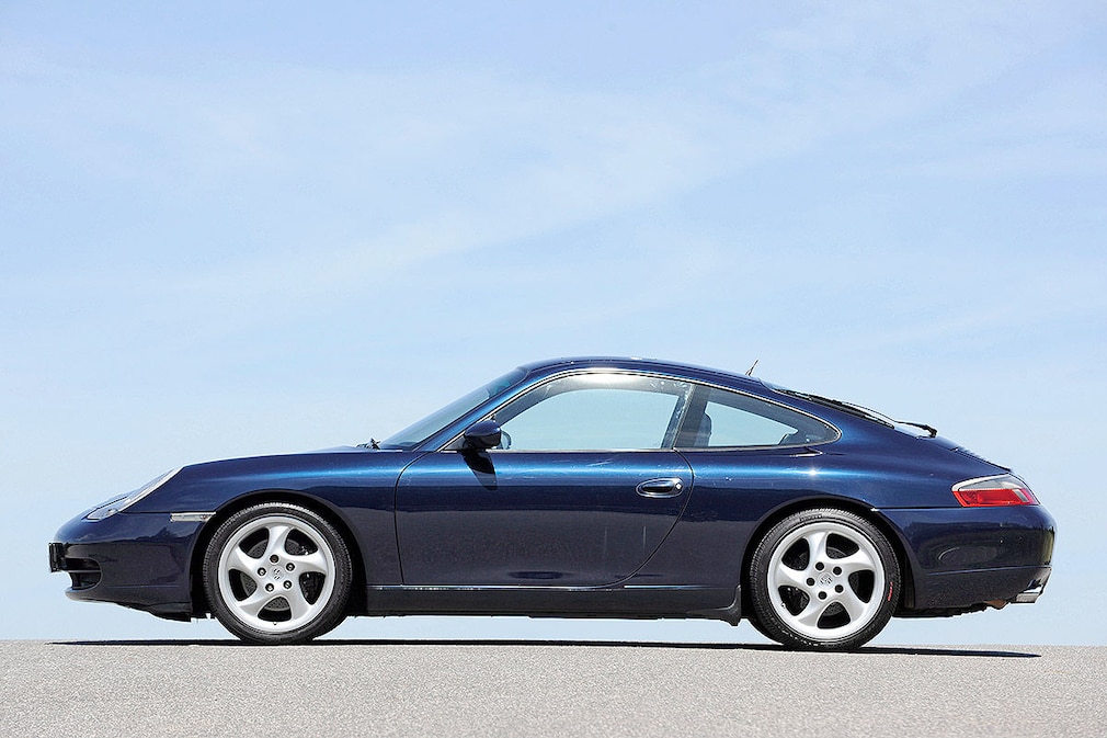 Porsche 911 Carrera