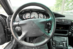 Porsche 911 Carrera 4