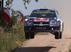 Mit seinem fünften Saisonsieg ist Ogier auf dem Weg zu WM-Titel Nummer drei