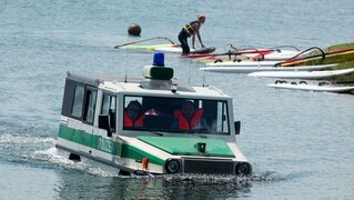 Im Amphi-Ranger über´s Wasser