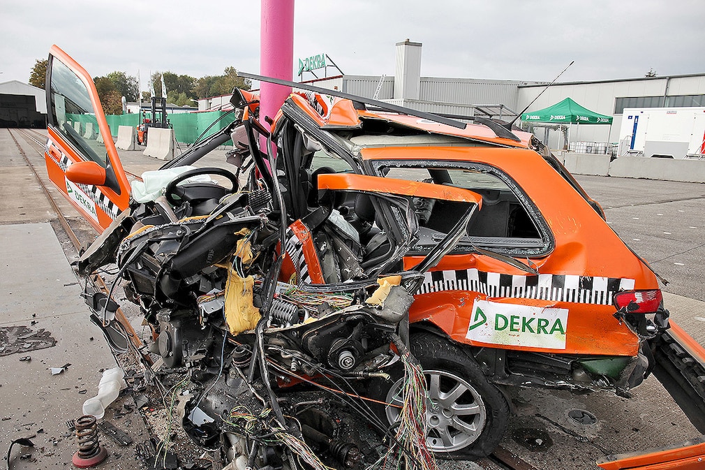 Crashtest: Peugeot 406