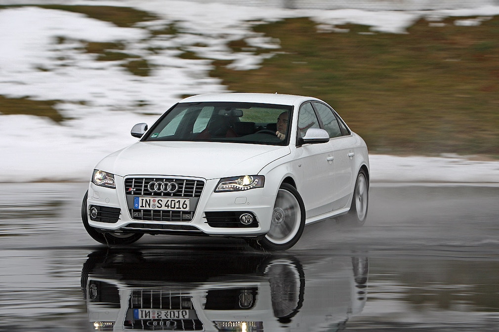 Audi S4