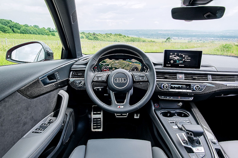 Audi S4 B9