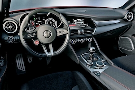 Afla Romeo Giulia Cockpit