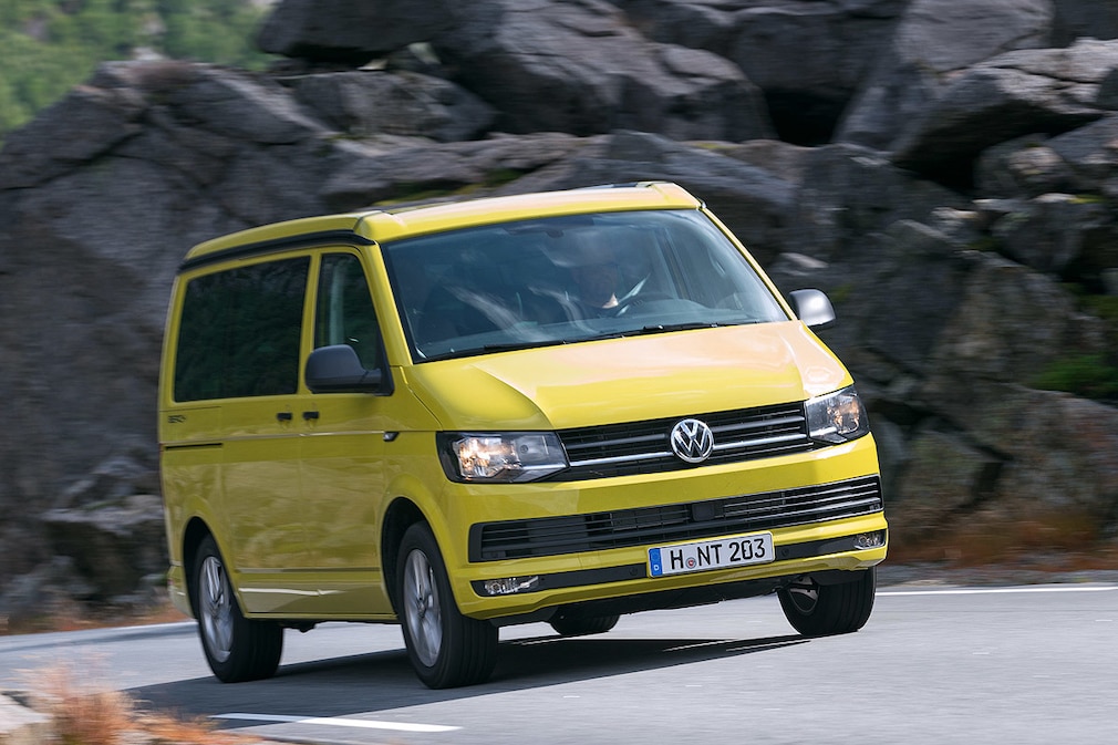 VW Bus T6 California Beach Camper
