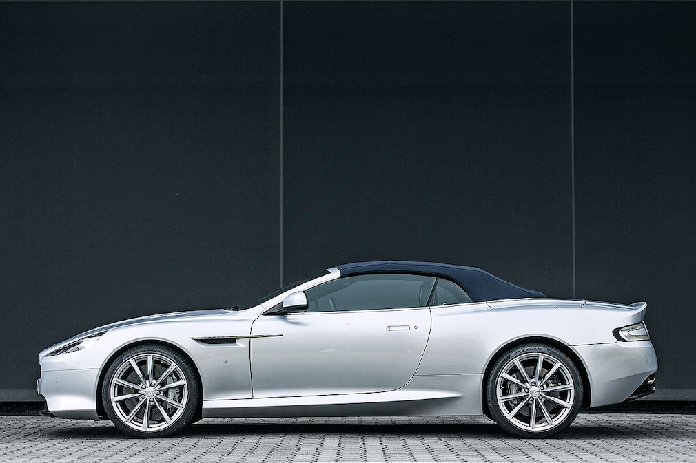 Aston Martin DB9 GT