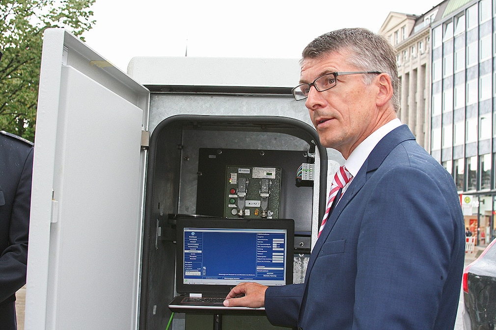 Neuer Blitzer am Jungfernstieg
