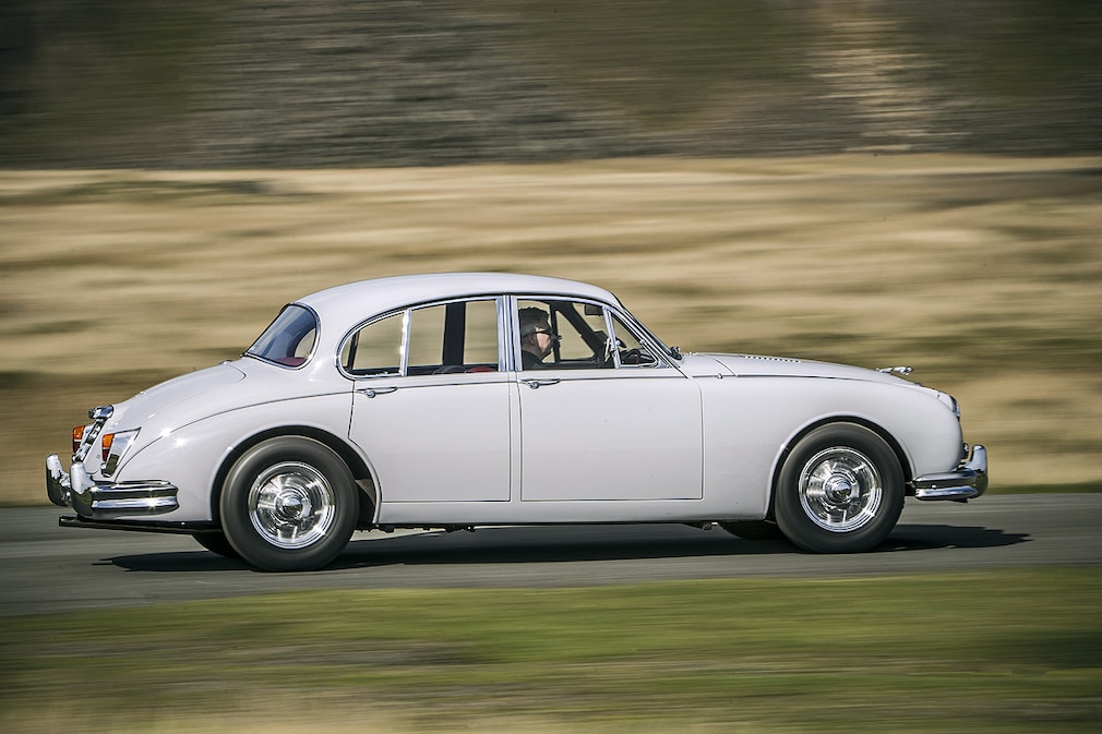 Jaguar MK2