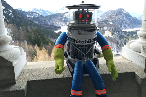 Hitchbot feiert Karneval