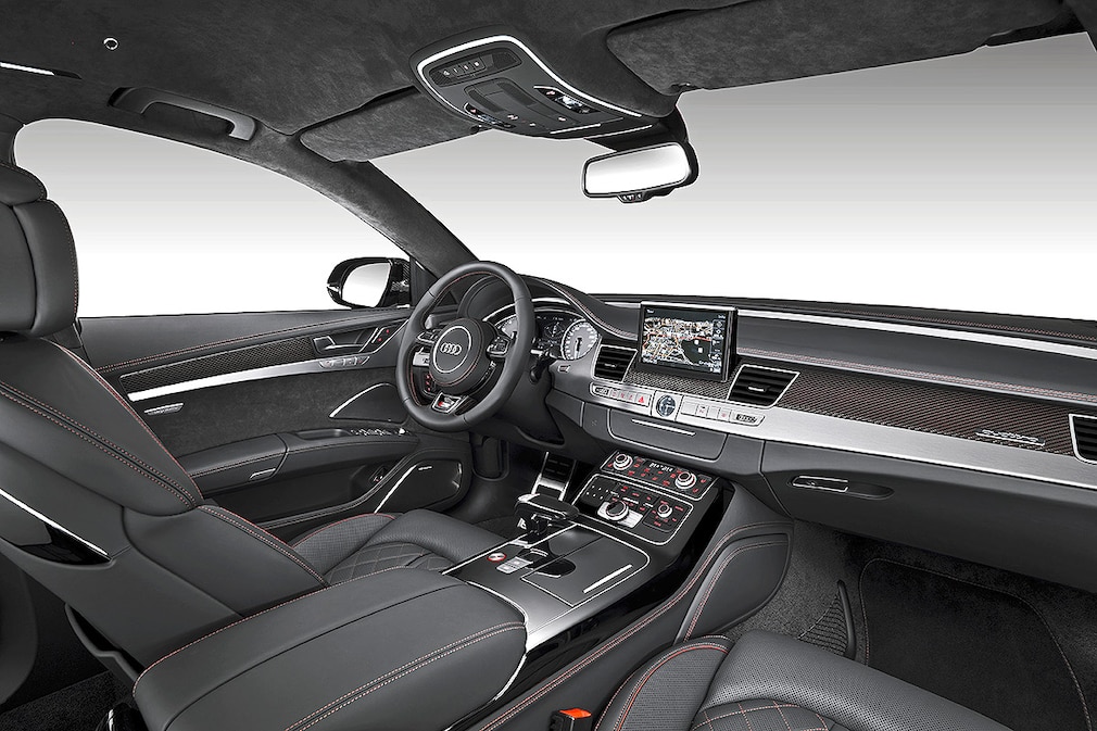 Audi S8 plus