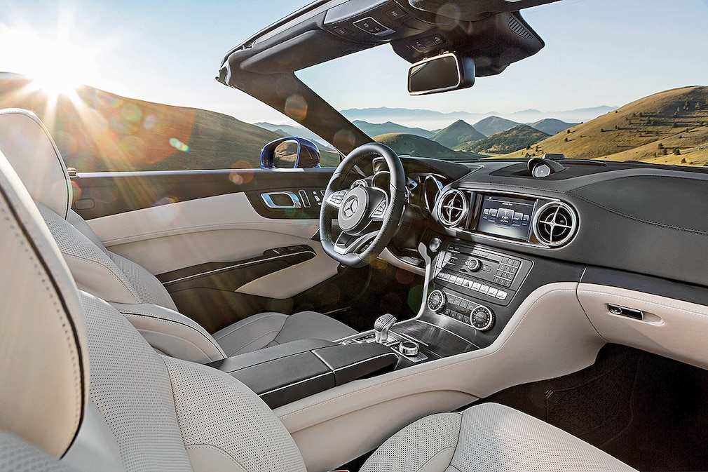 Mercedes SL   !!! SPERRFRIST 18.November 2015   05:00 Uhr !!!