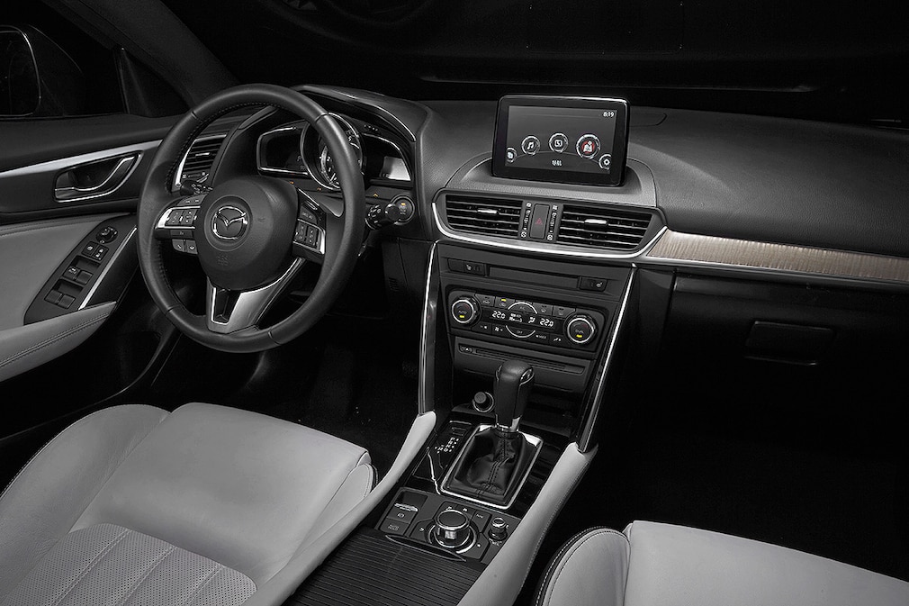 Mazda CX-4 !!! SPERRFRIST 24. April 2016 12:00 Uhr !!!