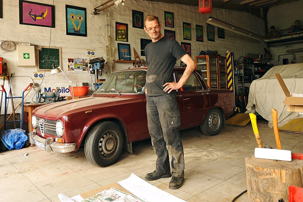 Oldtimer-Einlagerung Die verlassenen Klassiker von Itzehoe Autopension Hoven