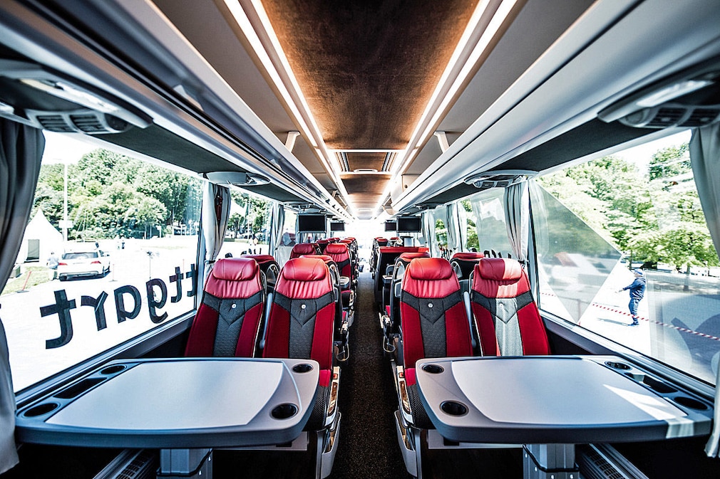 Saison 2016/2017: Die Busse der Bundesliga