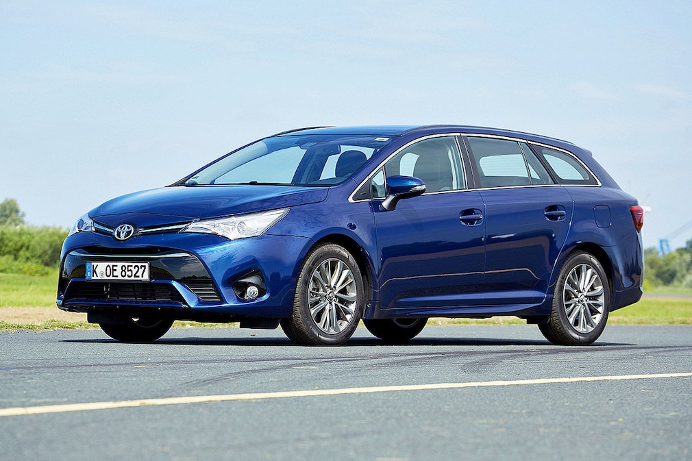 Toyota Avensis Touring Sports