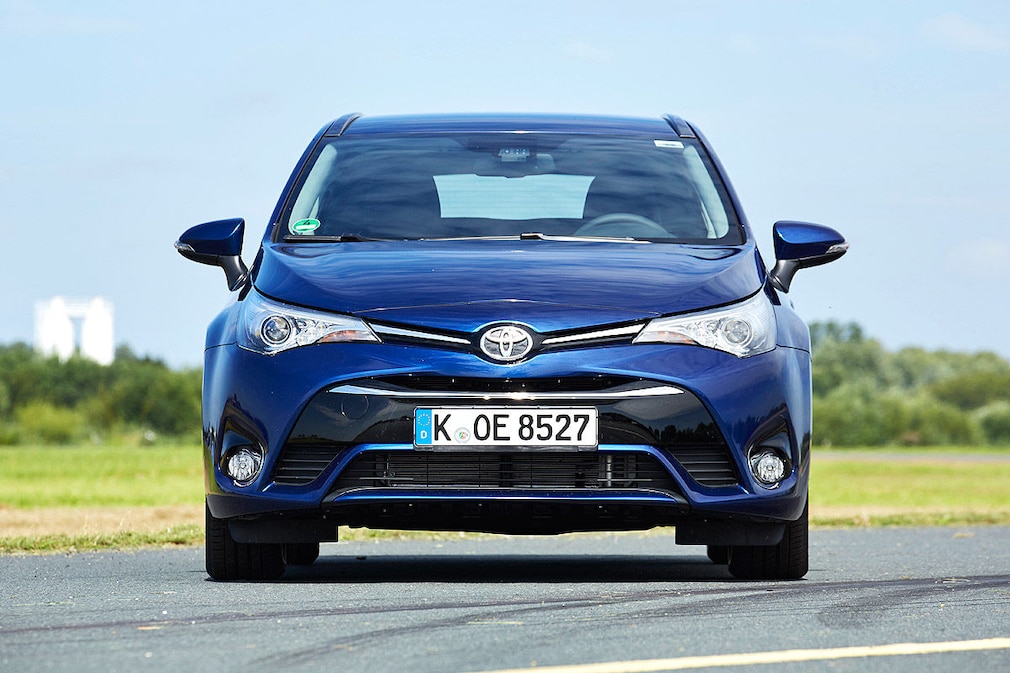 Toyota Avensis Touring Sports